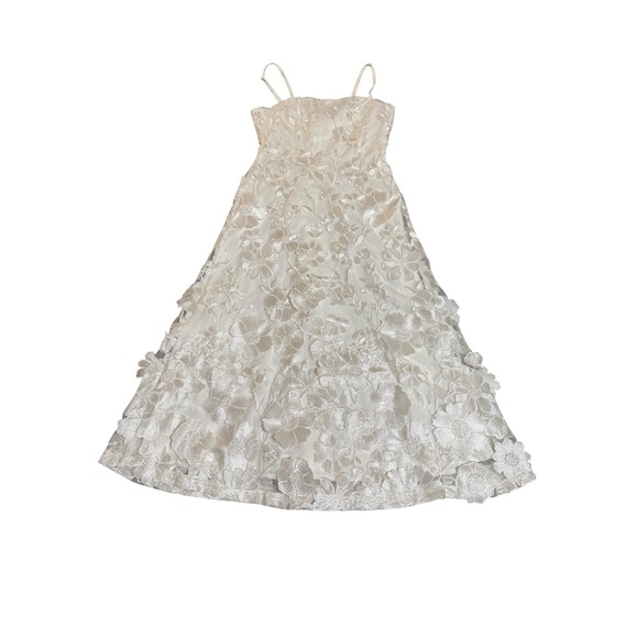 NWOT Lulus Glamour Garden White 3D Floral Embroidered Midi Dress‎ Size XS White - Picture 3 of 12